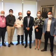Representantes do IPE Saúde e da diretoria do hospital
