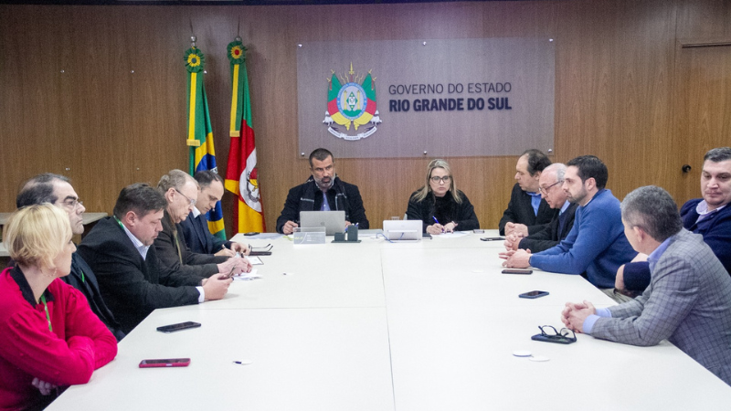 Encontro reuniu representantes do IPE Saúde, do Governo e das entidades médicas