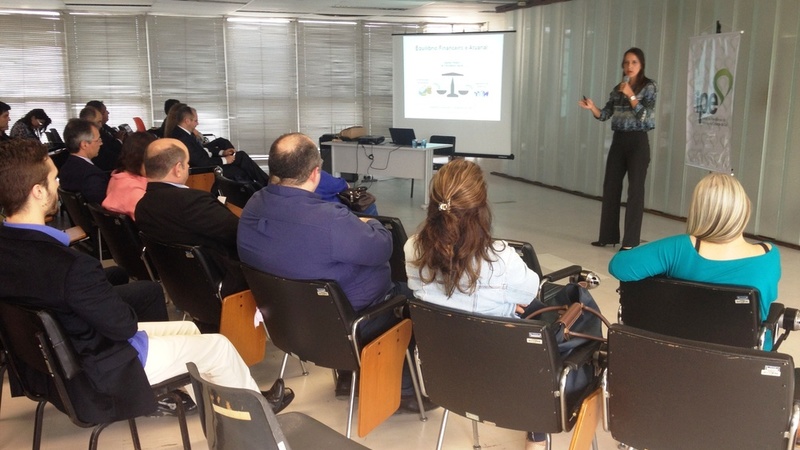 20140930092503apresentacao-relatorio-atuarial.jpg