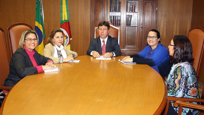 20150630162750ipe-300615-visita-belem-do-para-002.jpg