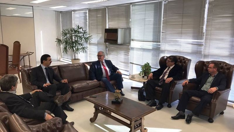 20170628155358reuniao-com-hospital-cruz-alta.jpeg