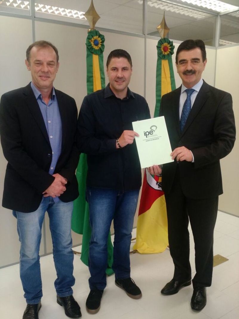 20171025143131prefeito-de-tres-passos-25-10-2017.jpeg